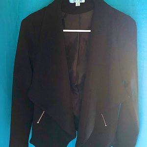 She + Sky black blazer with functional zipper pockets in size Small